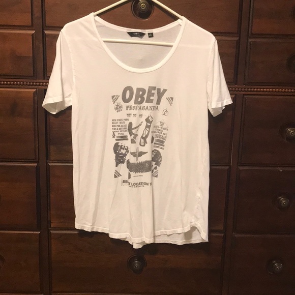 OBEY Tee - Picture 1 of 3
